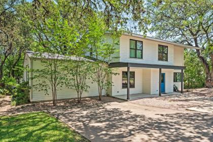 Modern Austin Home with Yard about 1 half Miles from ACL! - image 3