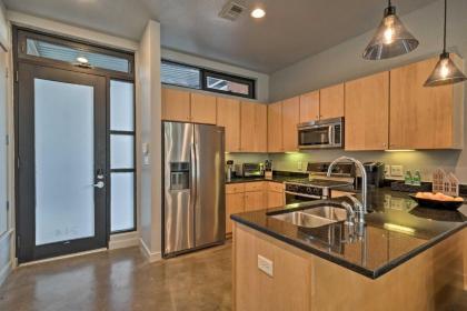 Lively Urban Escape with Private Patio in SoLA! - image 10