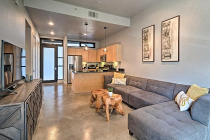 Lively Urban Escape with Private Patio in SoLA! - image 9