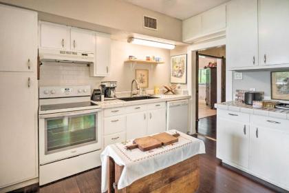 Austin Home with Deck Yard and Hill Country View - image 7