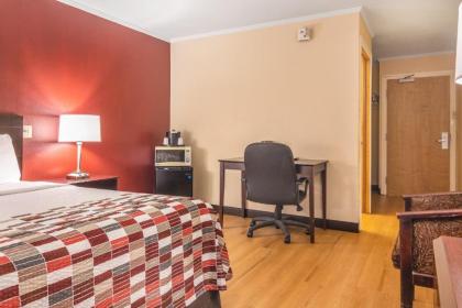 Red Roof Inn Ashtabula - Austinburg - image 4