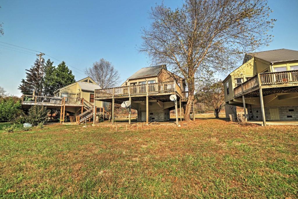 Rustic Reliance Cabin Fly Fish the Hiwassee River - image 7