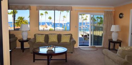 Catalina Courtyard Suites - image 14