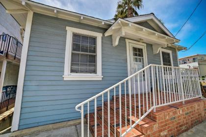 Updated Home on Catalina Island Walk to the Coast - image 13