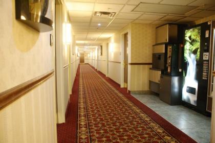 Horizon Inn - image 20