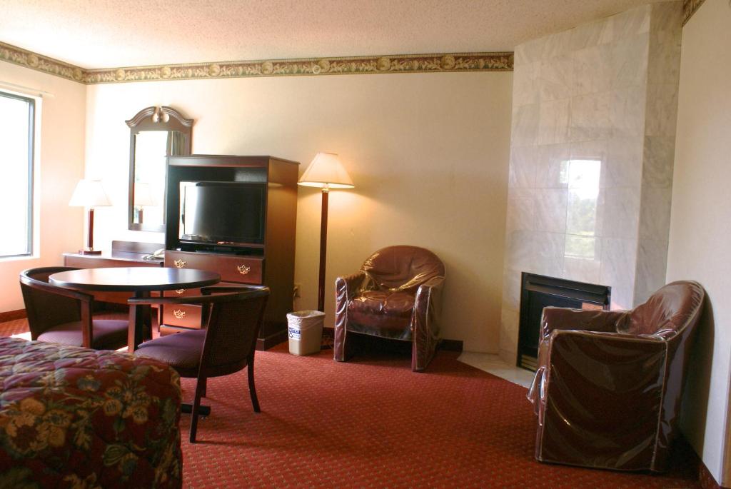 Horizon Inn - image 3