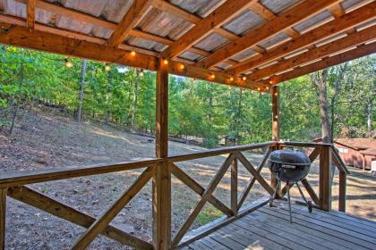 Open-Concept Cabin on Lake O the Pines with Deck! - image 15