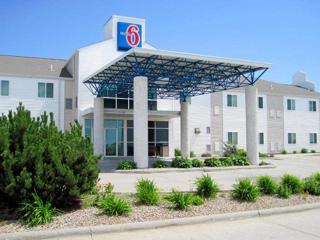 Motel 6-Avoca IA - main image