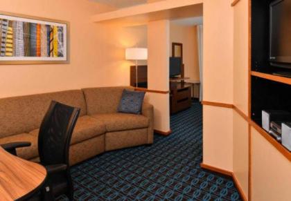 Fairfield Inn & Suites Cleveland Avon - image 3