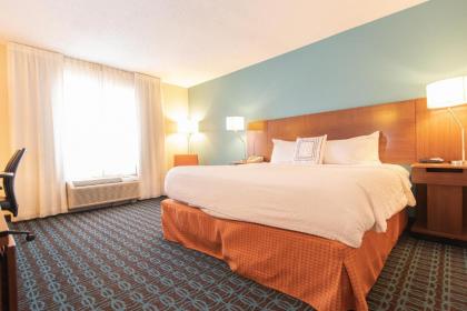 Fairfield Inn & Suites Cleveland Avon - image 9