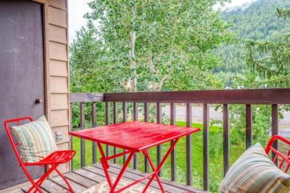 Mountain Stream Condo - image 3