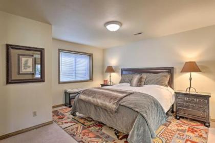 Trendy Avon Townhome - 2 Miles to Beavercreek - image 3