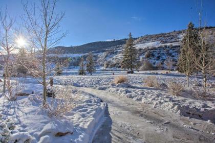 Avon Lodge Condo at Mtn Base with Hot Tub Access! - image 15