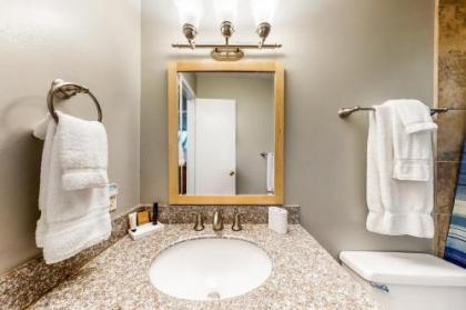 Dream Beaver Creek West Condo - image 4