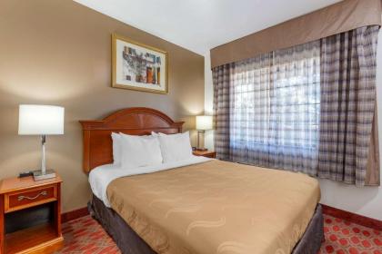 Quality Inn and Suites Goodyear - image 19