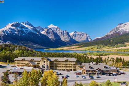 Lodges in Babb Montana