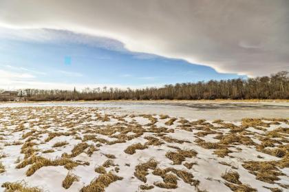 Cabin with Duck Lake Access Near Glacier Natl Park! - image 7