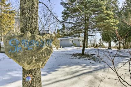 Waterfront Baileys Harbor Studio on Lake Michigan! - image 13