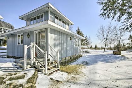 Waterfront Baileys Harbor Studio on Lake Michigan! - image 8