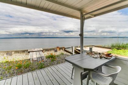 Historic Shore Cottage Bainbridge Island