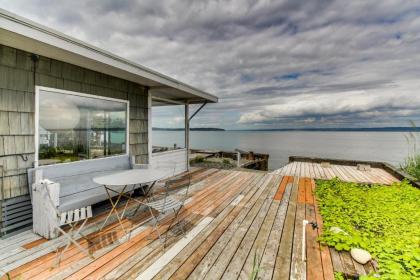 Historic Shore Cottage - image 8