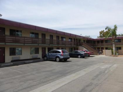 Red Roof Inn Bakersfield - image 6