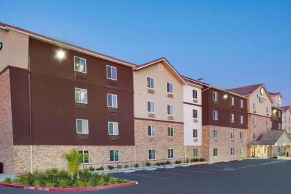 WoodSpring Suites Bakersfield - image 4