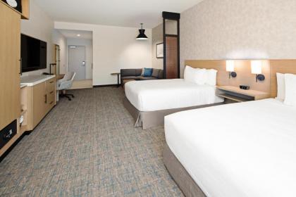 Hyatt Place Bakersfield - image 15