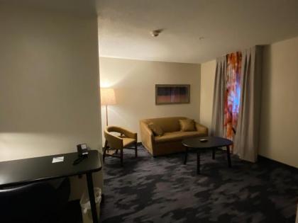 Fairfield Inn & Suites by Marriott Saratoga Malta - image 9