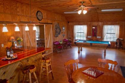 West 1077 Guest Ranch - image 12