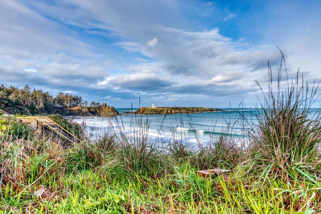 Vacation Home at Lighthouse Beach - main image