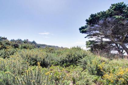 Bandon Bluff House - image 9