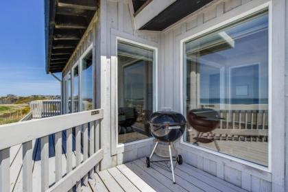 Spindrift Oceanfront Home - The Helm - image 3