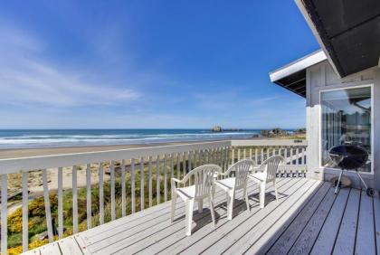 Spindrift Oceanfront Home - The Helm - image 4