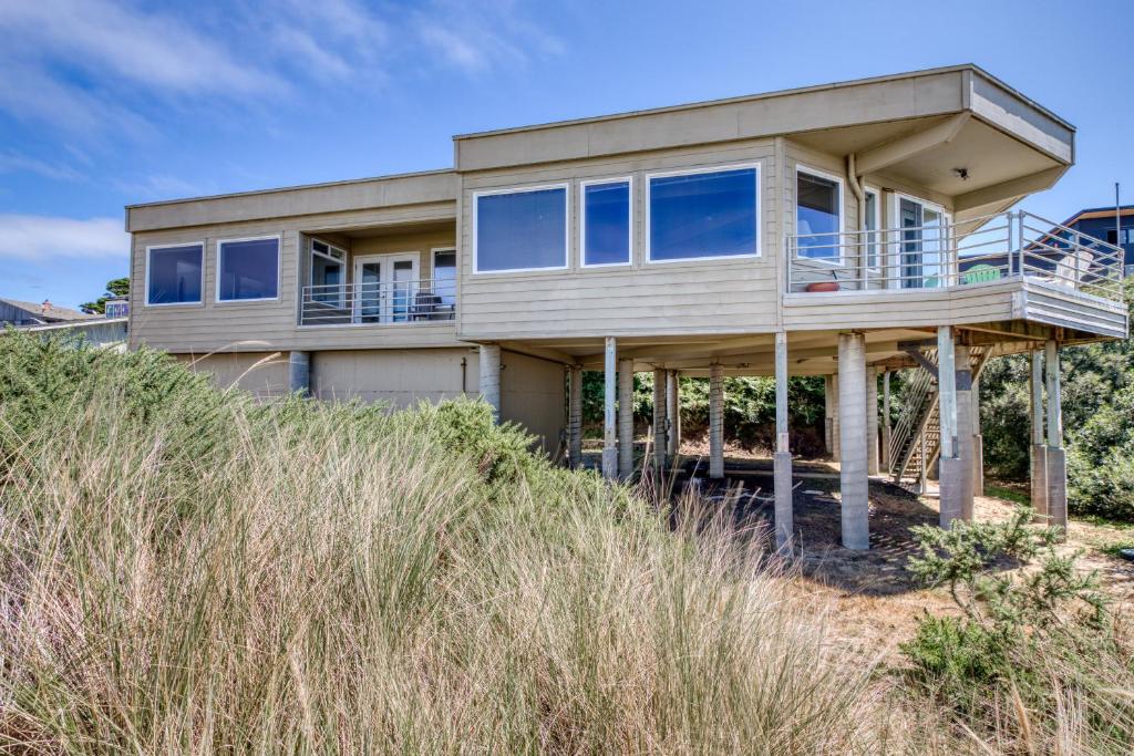 Coast Haven - 2 Bed 2 Bath Vacation home in Bandon Dunes - main image