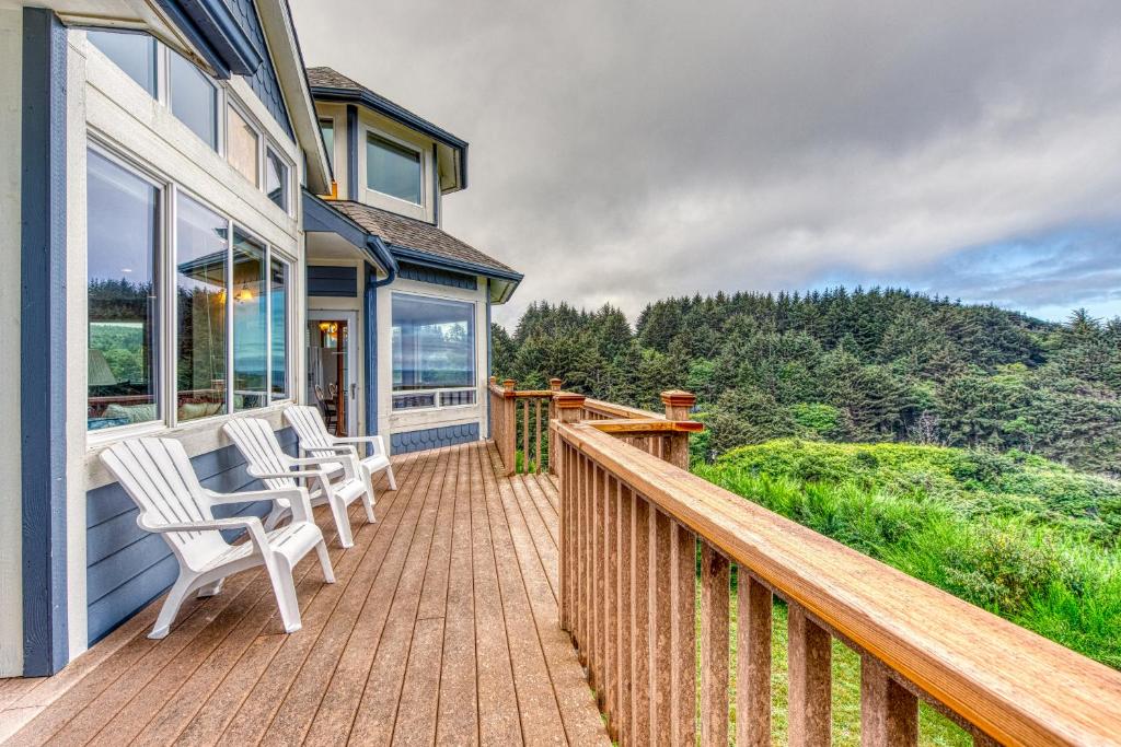 Agate Beach Haven - 4 Bed 4 Bath Vacation home in Bandon - main image