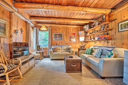 Rustic Bandon Log Cabin on 5 Acres of Woodlands! - image 10