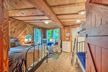 Rustic Bandon Log Cabin on 5 Acres of Woodlands! - image 9