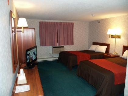 Bangor Inn & Suites - image 14