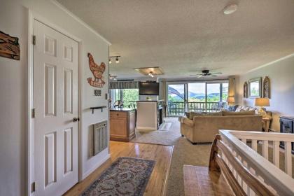 Banner Elk Condo with Views - Near Skiing and Hiking! - image 8