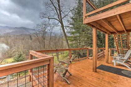 Cozy Banner Elk Cabin with Mtn View and Fireplace - image 2