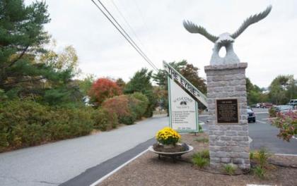 Atlantic Eyrie Lodge - image 2