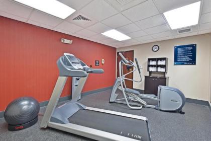 Hampton Inn Huntington/Barboursville - image 11