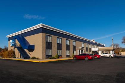 Best Western Huntington Mall Inn - image 10