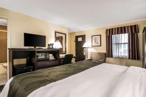 Quality Inn Barre-Montpelier - image 5