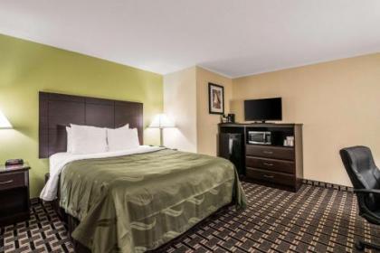 Quality Inn Barre-Montpelier - image 8