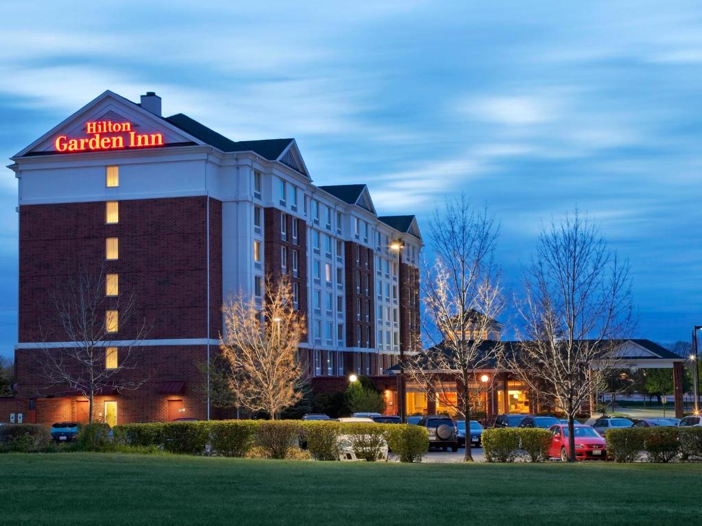 Hilton Garden Inn Hoffman Estates - image 7