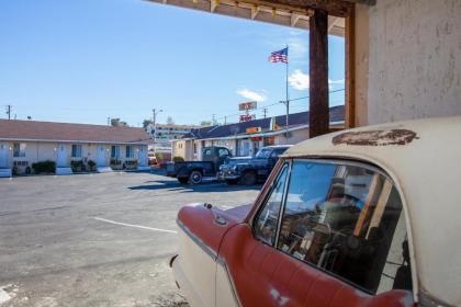 Route 66 Motel - image 15