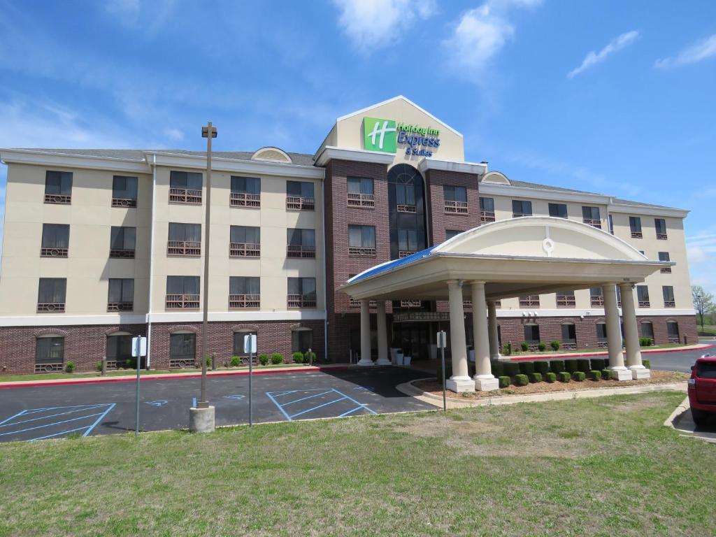 Holiday Inn Express Hotel & Suites Bartlesville an IHG Hotel - main image