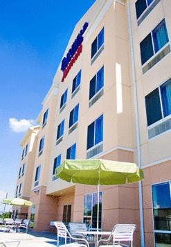 Fairfield Inn and Suites by Marriott Bartlesville - image 3